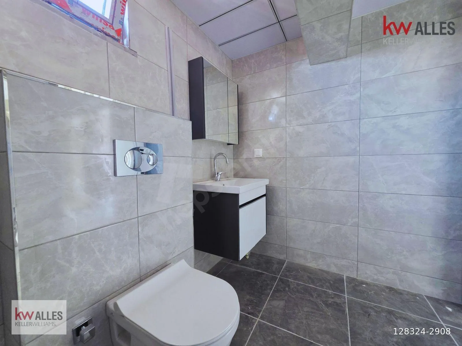 Duşakabinli banyo